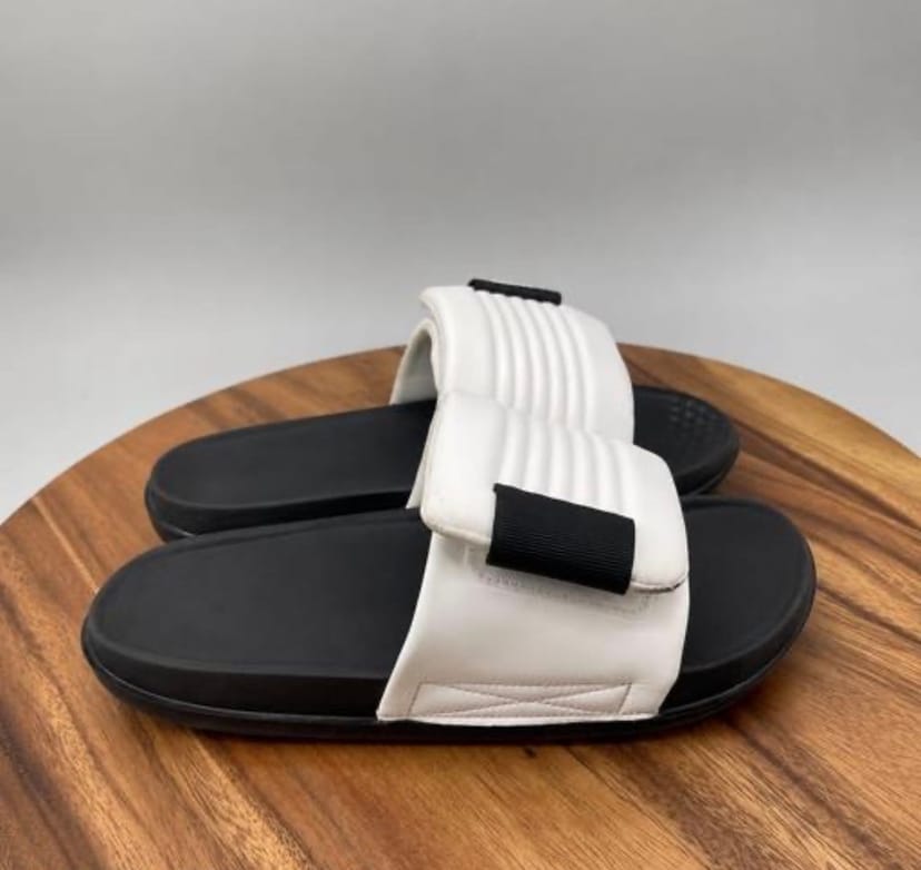 Man slides premium quality - Image 1